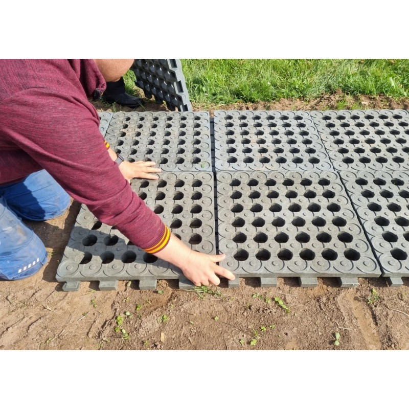 Rešetka iz plastične mase PADDOX